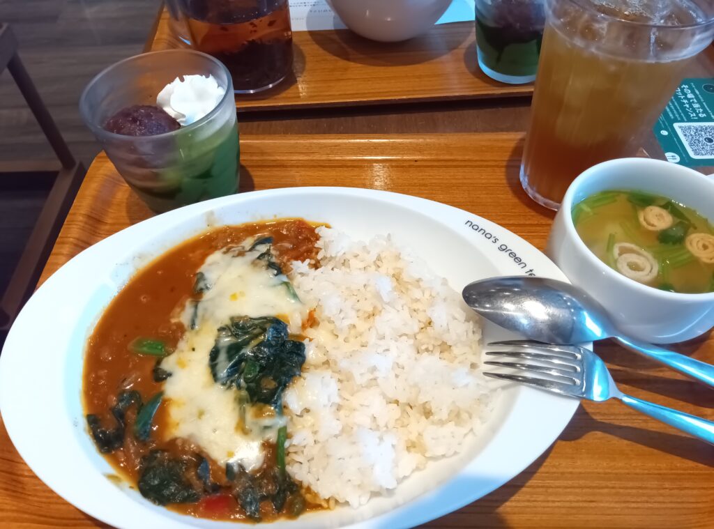 ほうれん草チーズカレーライス